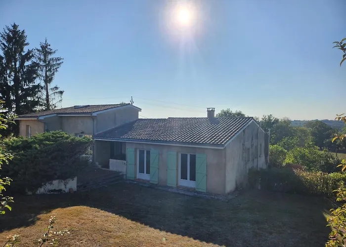 Maison Familiale Ou Entre Amis A La Campagne